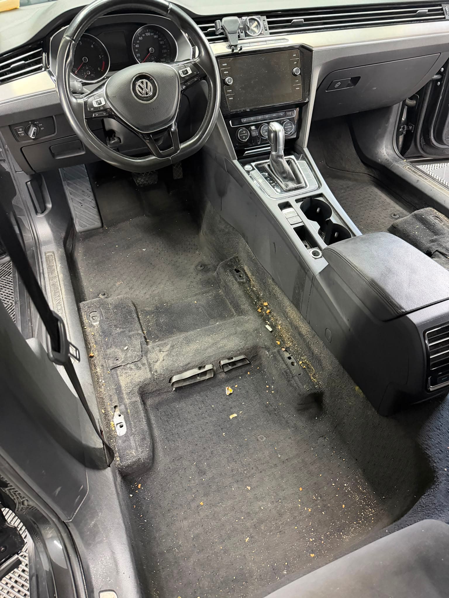 Volkswagen Passat B8 — detaliu lucrare 3