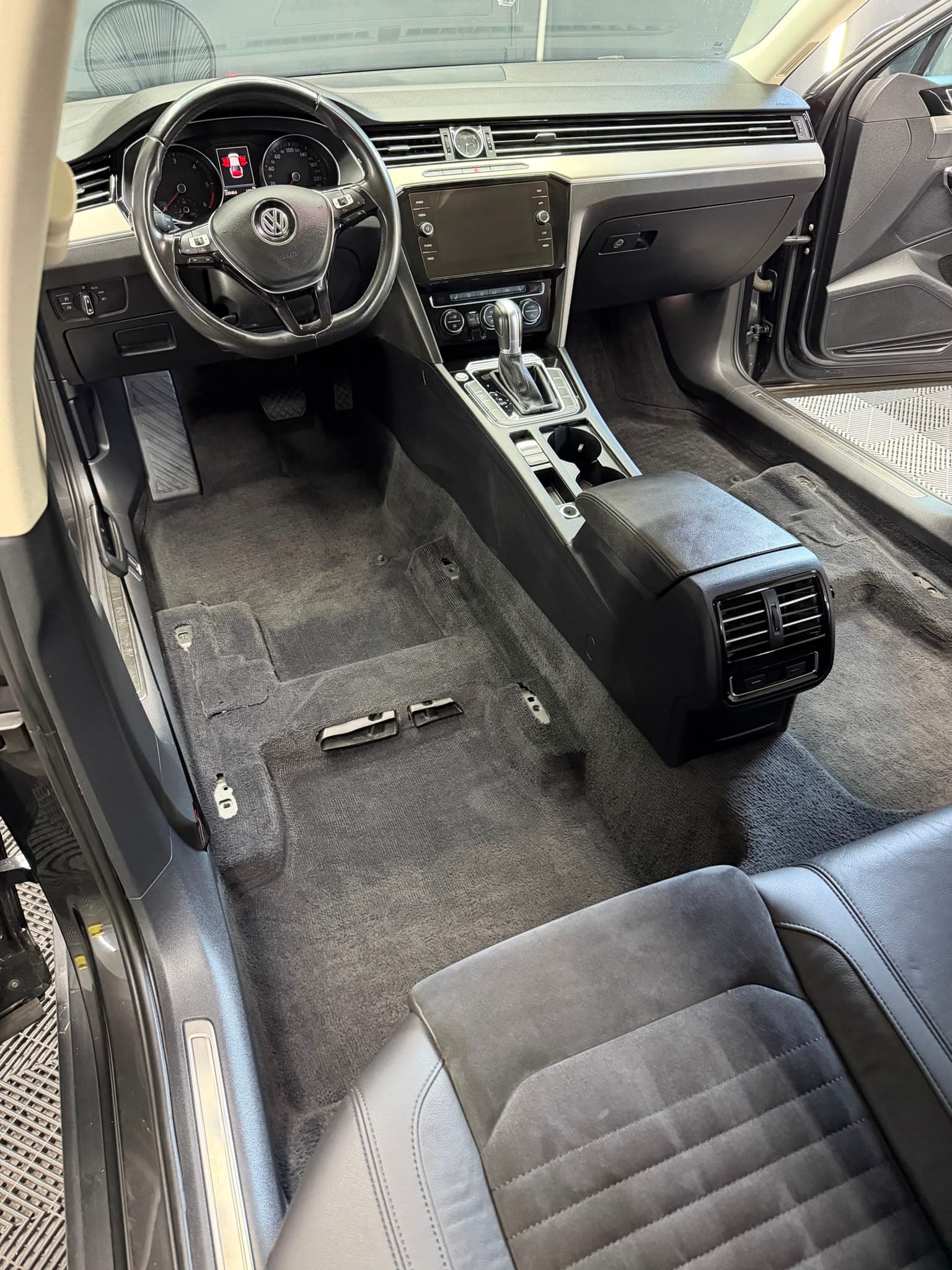Volkswagen Passat B8 — Detailing Autopro Moinești