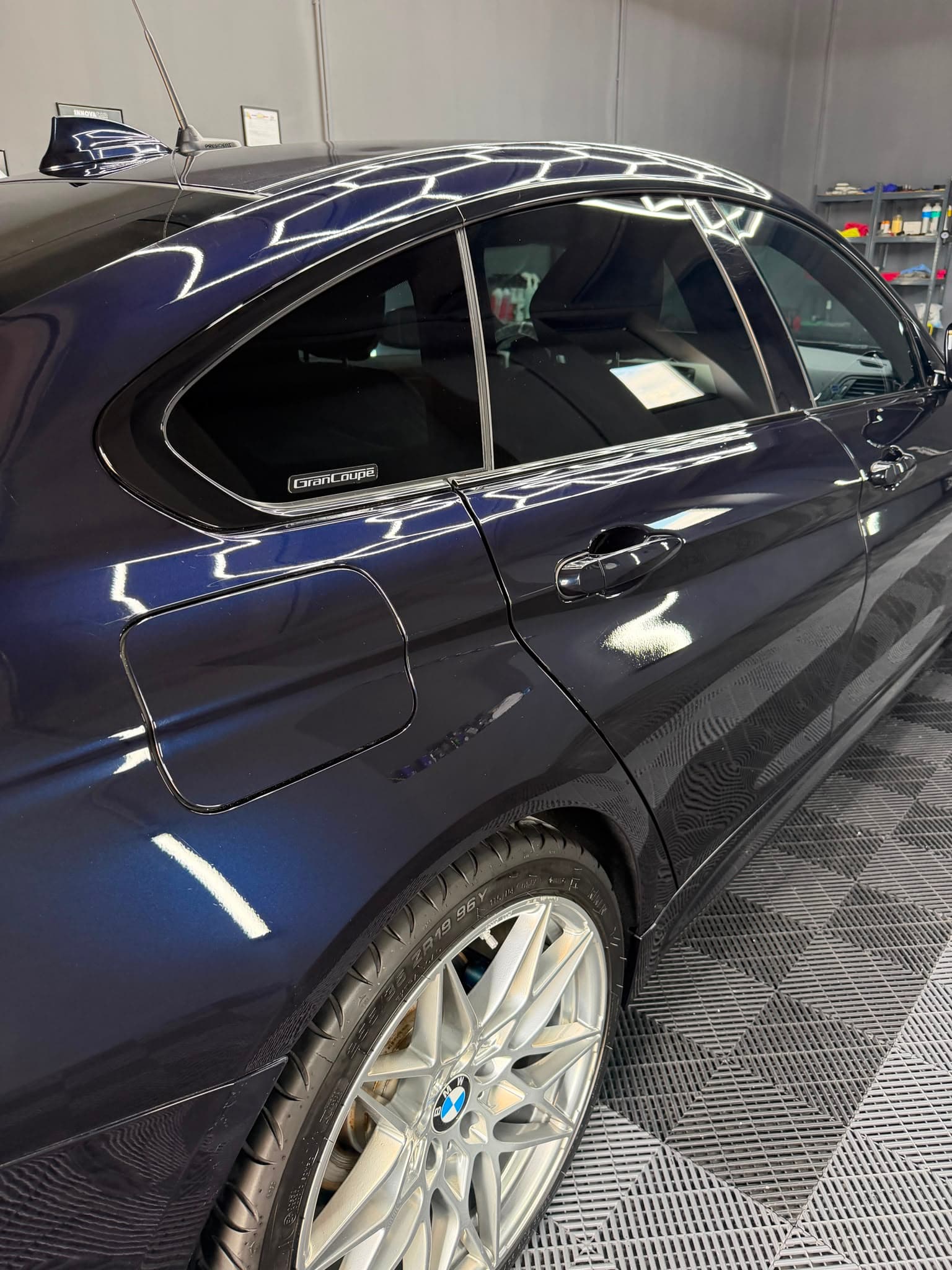 BMW Seria 4 — detaliu lucrare 3