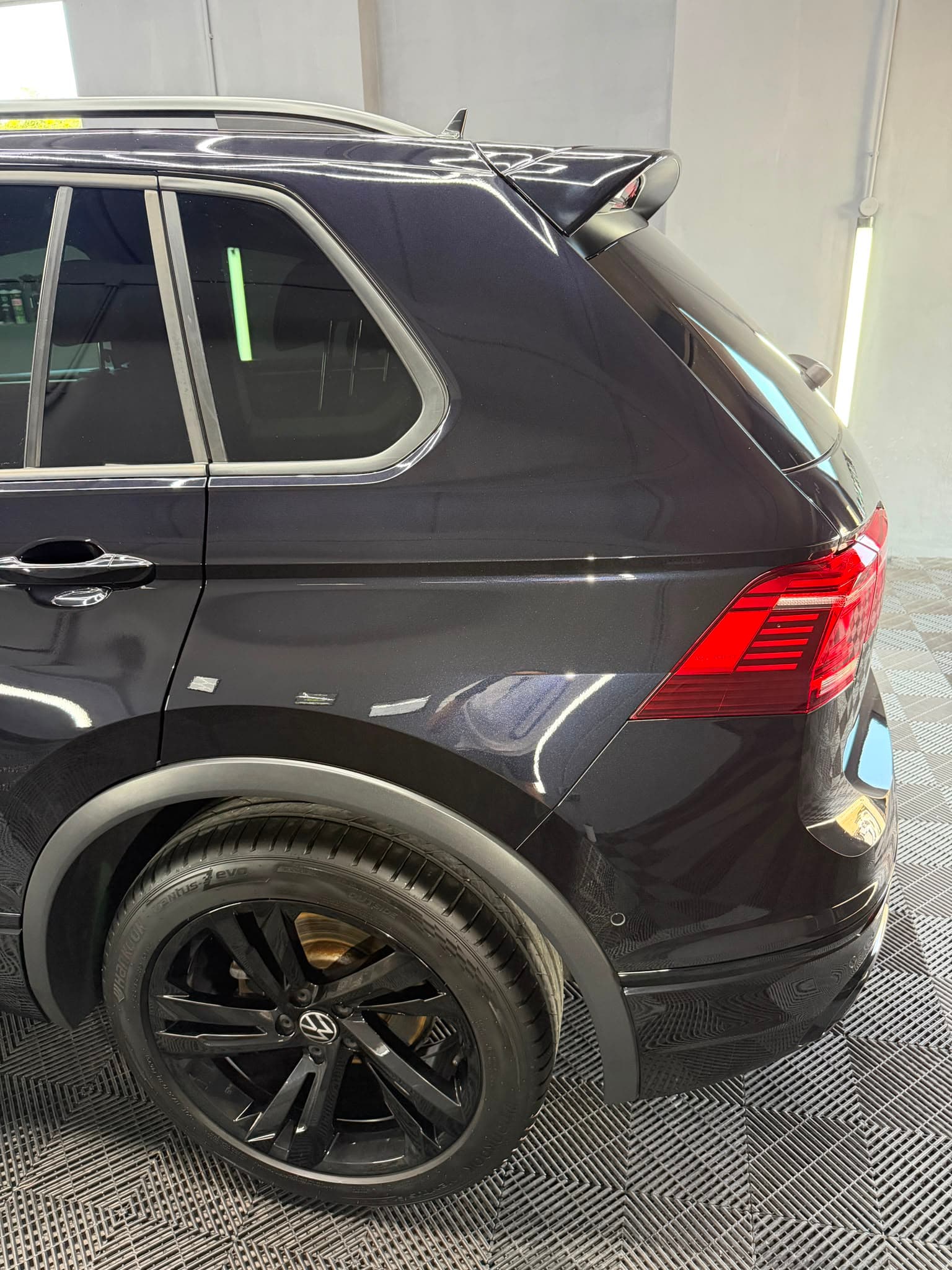 Volkswagen Tiguan — Detailing Autopro Moinești