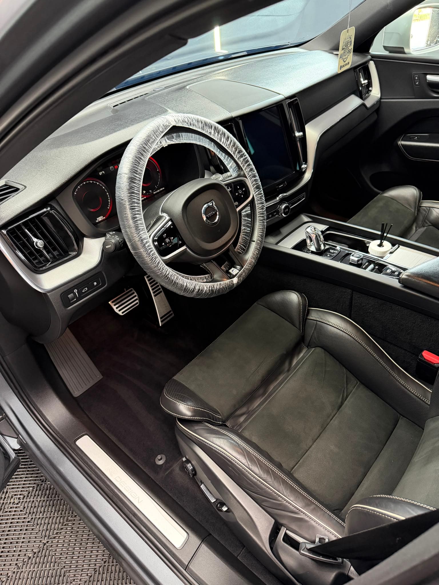 Volvo XC60 — Detailing Autopro Moinești