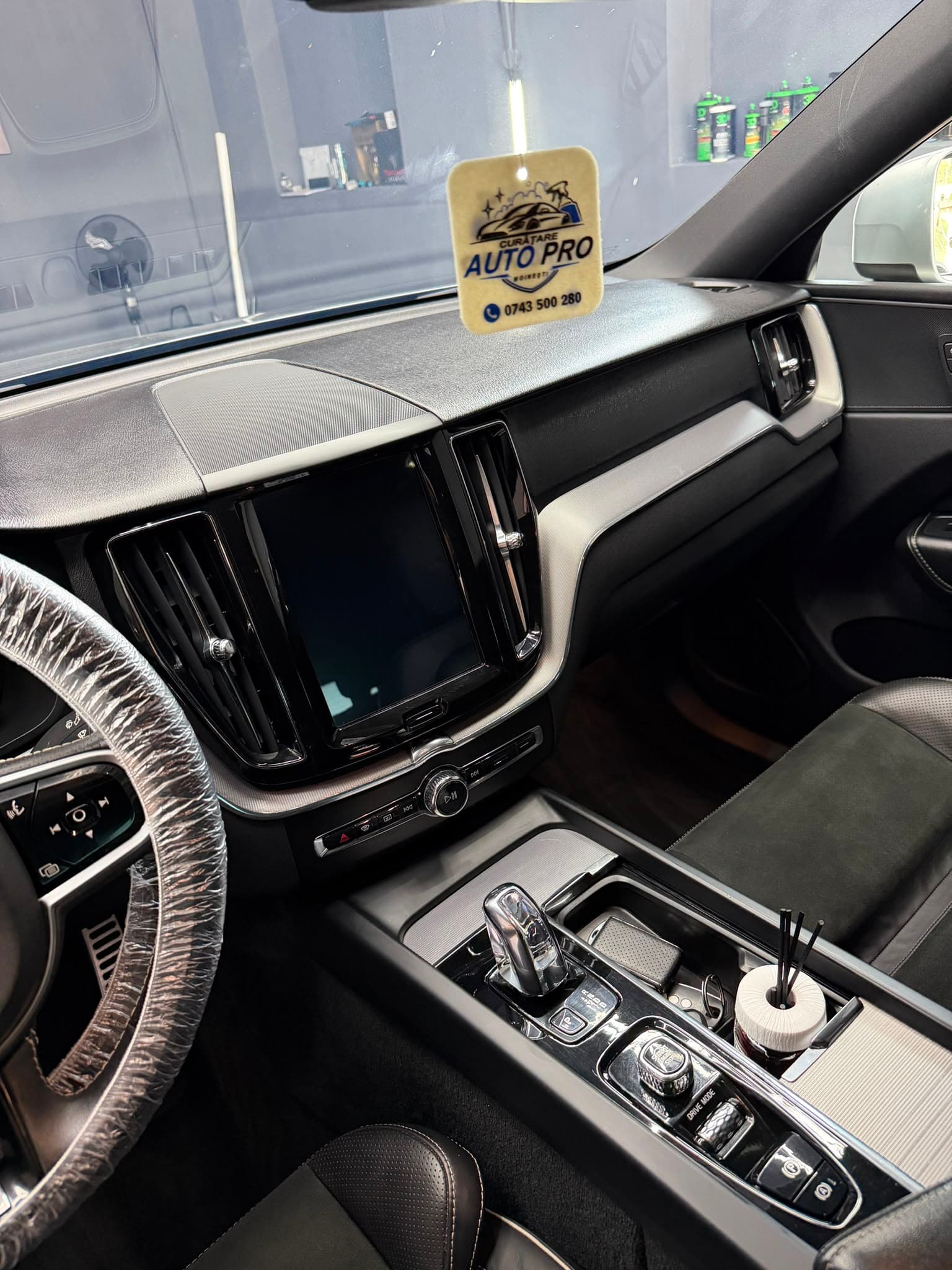 Volvo XC60 — Detailing Autopro Moinești