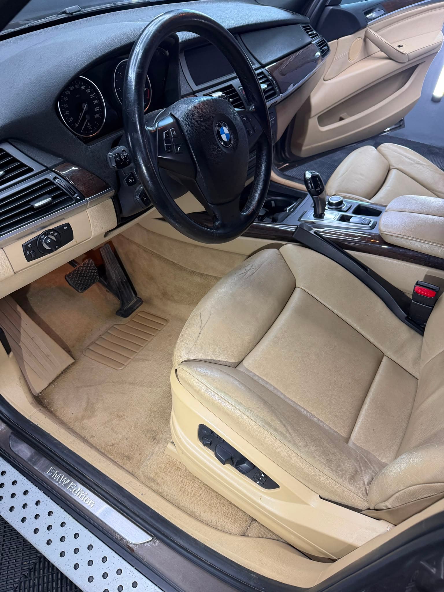 BMW X5 — detaliu lucrare 3